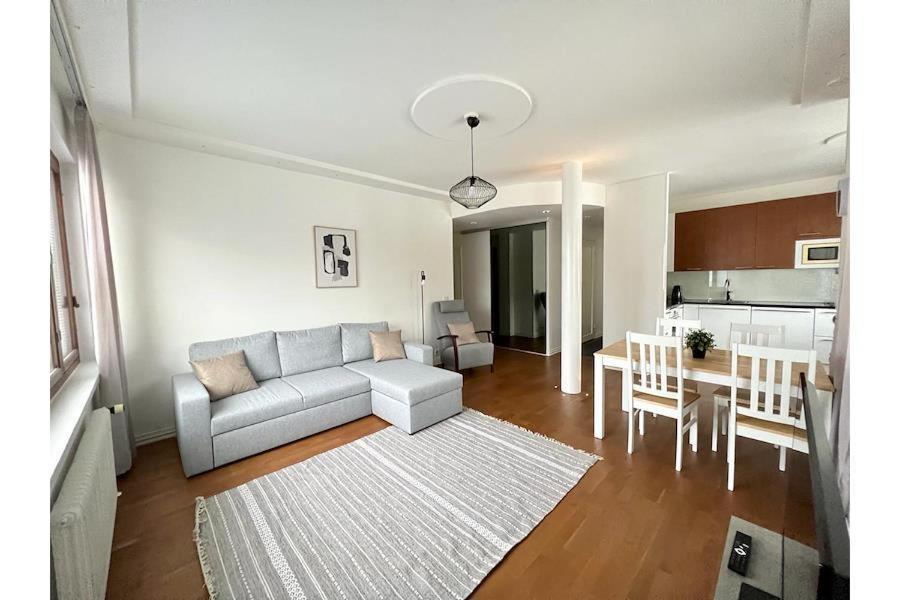 Kotimaailma Apartments אולו מראה חיצוני תמונה